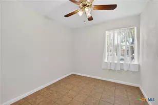 1005 Pine Dr, Killeen, TX 76543 - Photo 17