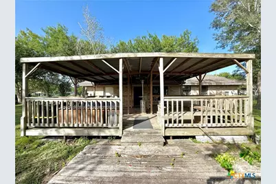 1209 Cobb Street, Edna, TX 77957 - Photo 33