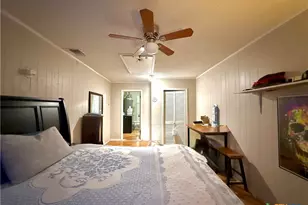 1209 Cobb St, Edna, TX 77957 - Photo 17
