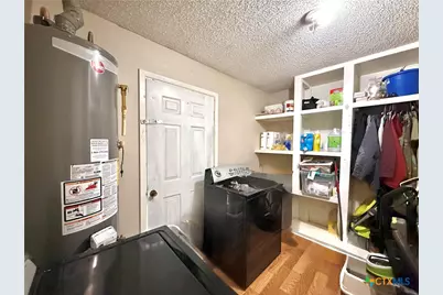 1209 Cobb Street, Edna, TX 77957 - Photo 29