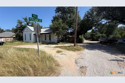 500 6th Street, Cameron, TX 76520 - Photo 3