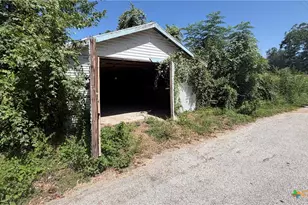 500 6th St, Cameron, TX 76520 - Photo 7