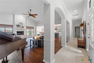 109 W Vw Dr, Georgetown, TX 78628 - Photo 11