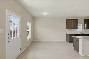 140 Fabarm Ln, New Braunfels, TX 78130 - Photo 9