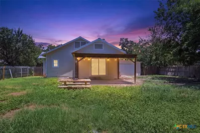 415 Elm Street, Seguin, TX 78155 - Photo 25
