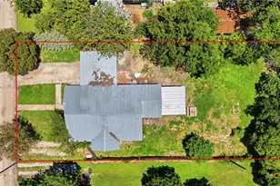 415 Elm St, Seguin, TX 78155 - Photo 31