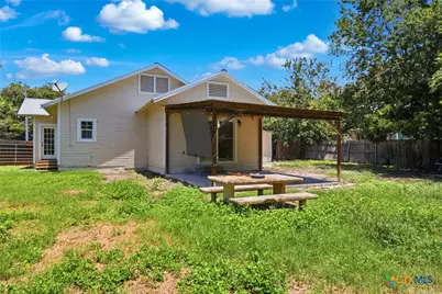 415 Elm Street, Seguin, TX 78155 - Photo 27