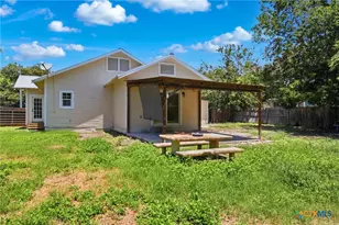 415 Elm St, Seguin, TX 78155 - Photo 27