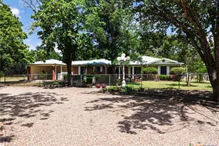 105 Lms Ln, Gatesville, TX 76528 - Photo 1