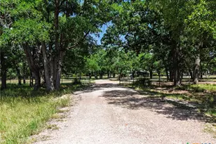 105 Lms Ln, Gatesville, TX 76528 - Photo 41