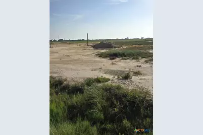 203 Powderhorn Lane, Port Lavaca, TX 77979 - Photo 7