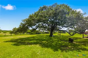 3298 Co Rd 132, Hallettsville, TX 77964 - Photo 31