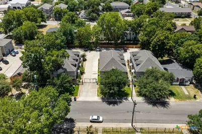 2101 S 7th Street, Waco, TX 76706 - Photo 1
