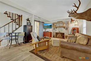 1422 Oakridge Ln, Canyon Lake, TX 78133 - Photo 29