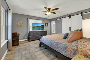 1422 Oakridge Ln, Canyon Lake, TX 78133 - Photo 23