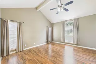 108 Deer Ridge Dr, La Vernia, TX 78121 - Photo 17