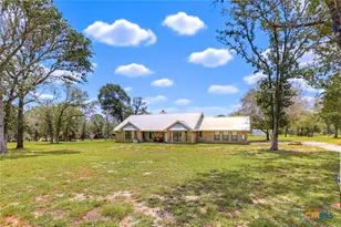 201 Hickory Run, La Vernia, TX 78121 - Photo 3