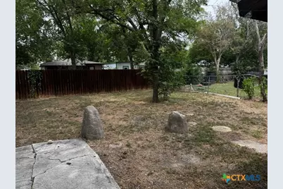 518 Newton Drive, Seguin, TX 78155 - Photo 11