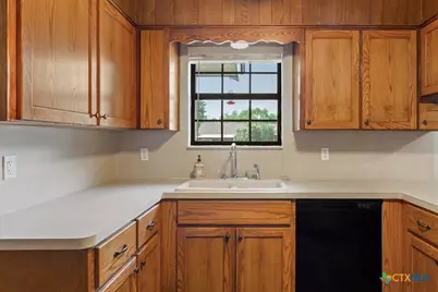 8910 Trailridge Drive, Temple, TX 76502 - Photo 9