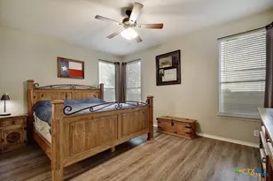 2234 Lakeline Dr, New Braunfels, TX 78130 - Photo 5