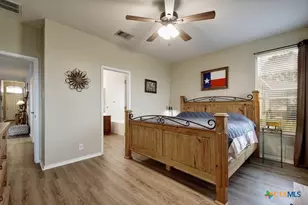 2234 Lakeline Dr, New Braunfels, TX 78130 - Photo 15