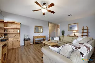 2234 Lakeline Dr, New Braunfels, TX 78130 - Photo 7