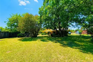 105 Curry Dr, Gatesville, TX 76528 - Photo 27