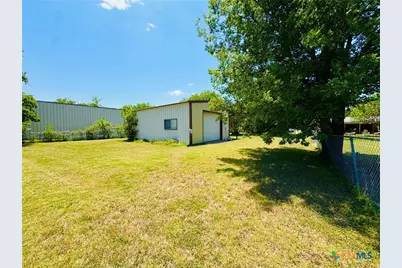 105 Curry Drive, Gatesville, TX 76528 - Photo 33