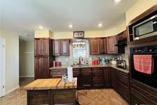 105 Curry Dr, Gatesville, TX 76528 - Photo 11