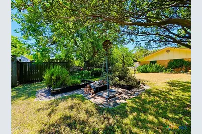 105 Curry Drive, Gatesville, TX 76528 - Photo 27
