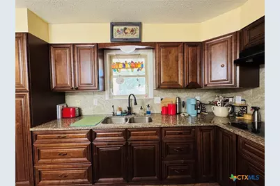 105 Curry Drive, Gatesville, TX 76528 - Photo 13
