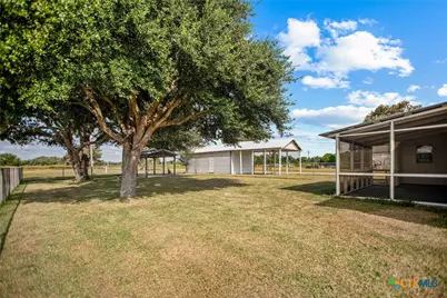 124 Hopper Road, Tivoli, TX 77990 - Photo 7