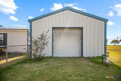 124 Hopper Road, Tivoli, TX 77990 - Photo 5