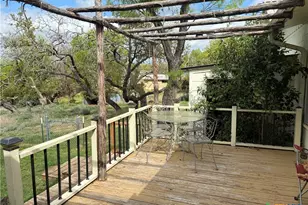 408 S Porter St, Lampasas, TX 76550 - Photo 29