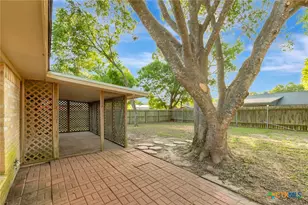 110 Concord Ln, Victoria, TX 77901 - Photo 23