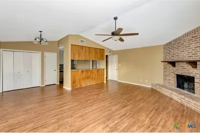 110 Concord Lane, Victoria, TX 77901 - Photo 5