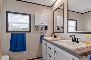 1576 Settlers Way, Seguin, TX 78155 - Photo 33
