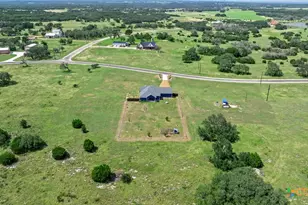 639 Blackbuck Rdg Dr, Lampasas, TX 76550 - Photo 35