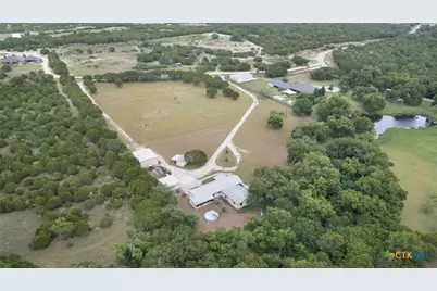2742 County Road 1045, Lampasas, TX 76550 - Photo 39