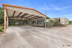 2742 County Rd 1045, Lampasas, TX 76550 - Photo 7