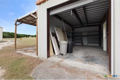 2742 County Road 1045, Lampasas, TX 76550 - Photo 31