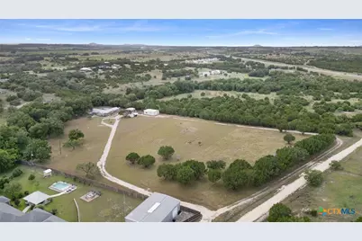 2742 County Road 1045, Lampasas, TX 76550 - Photo 41