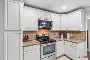 402 Carly Dr, Killeen, TX 76542 - Photo 15
