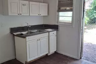 408 S 5th St, Temple, TX 76504 - Photo 5