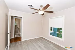 1606 S 31st St, Temple, TX 76504 - Photo 17