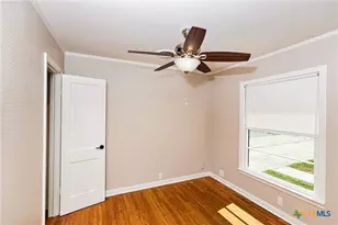 1606 S 31st St, Temple, TX 76504 - Photo 11