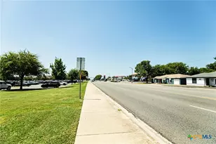 1606 S 31st St, Temple, TX 76504 - Photo 37