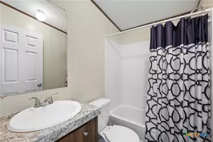 8954 County Rd 128, Floresville, TX 78114 - Photo 17