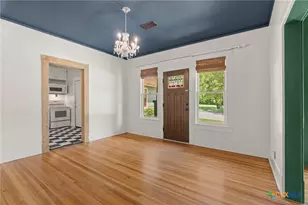 1120 N 1st St, Temple, TX 76501 - Photo 9