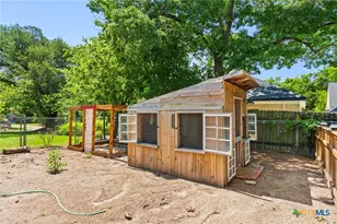 1120 N 1st St, Temple, TX 76501 - Photo 29